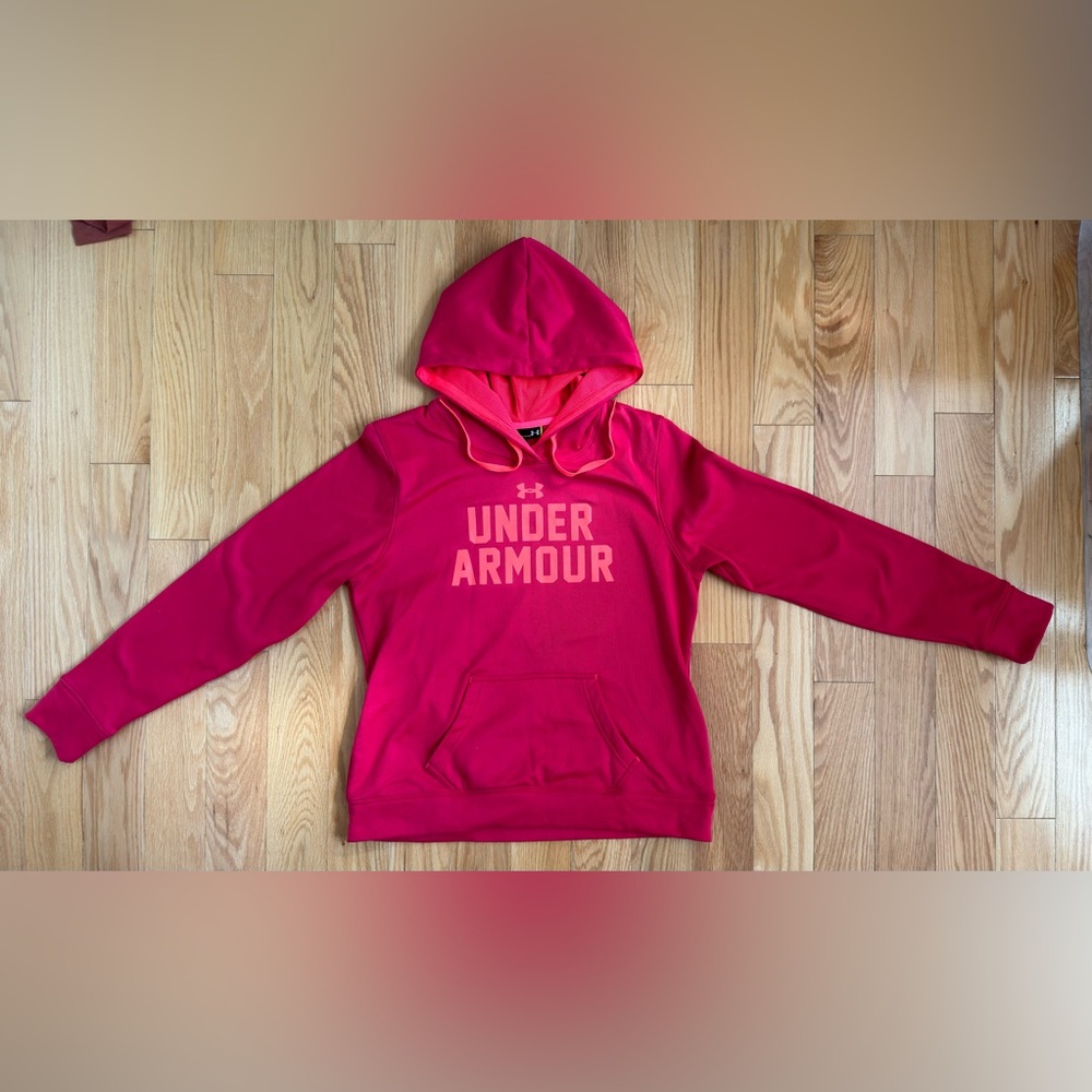 Under Armour womens’ sweatshirt size L